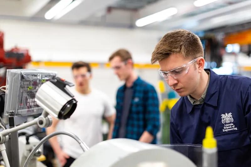 上海张江某专精特新工业视觉企业:官网升级 AI 架构获主机厂直聘